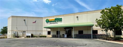loaves and fishes naperville|Loaves & Fishes Community Pantry .